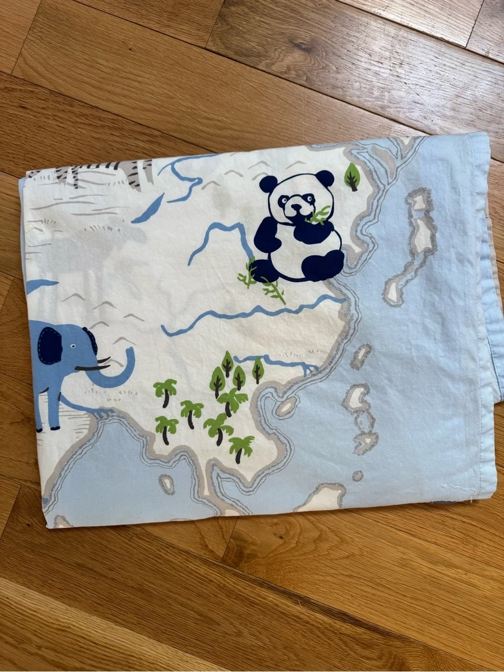 Pottery Barn Kids World Map Animals Shower Curtain 72x72 Cotton Blue